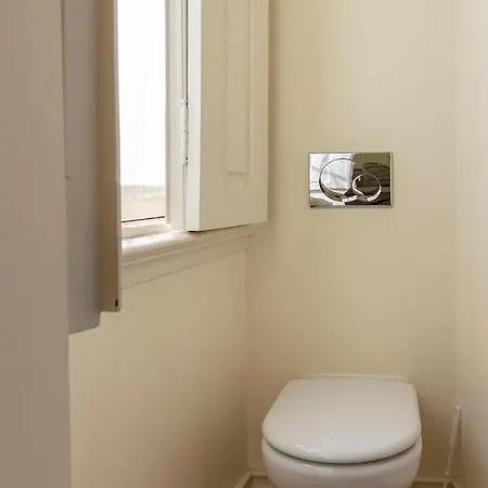 Apartament Plum Guide - Braganza *